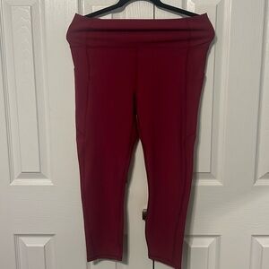 EUC Fabletics Oasis PureLuxe High Waisted 7/8 Legging Size Large